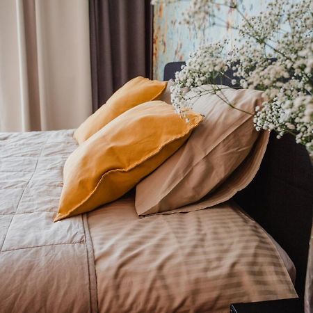 W&K Apartments - Ginger Suite - Faktura Vat, Parking コシャリン エクステリア 写真