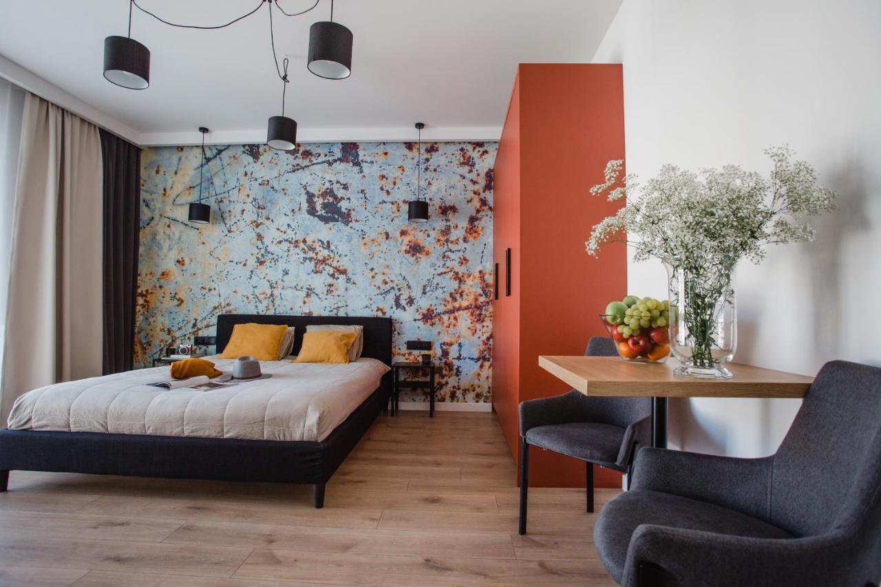 W&K Apartments - Ginger Suite - Faktura Vat, Parking コシャリン エクステリア 写真