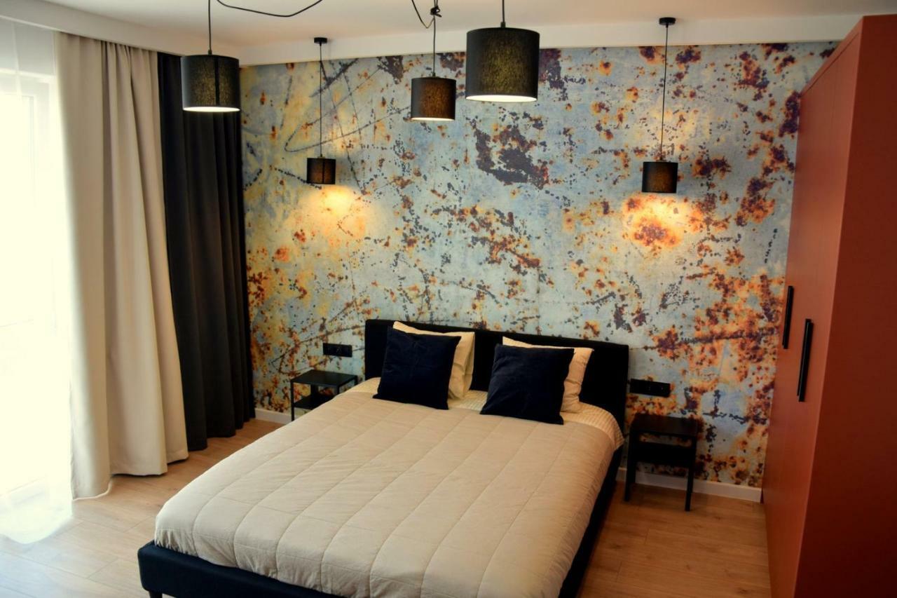 W&K Apartments - Ginger Suite - Faktura Vat, Parking コシャリン エクステリア 写真